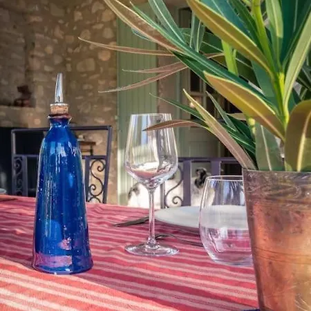 Villa Spacious Provence In 4 Hectares Of Land *